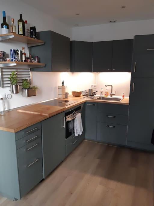 Paris: Appartement Batignolles Exteriér fotografie